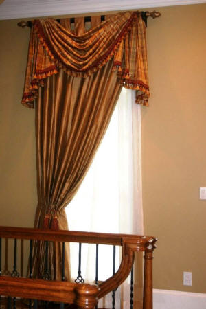 Swag with Tab Top Panels