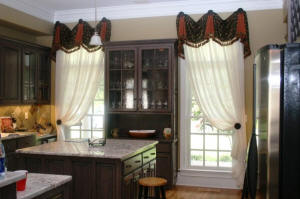 Empire Valance on Block