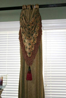 Scarf Swags on Rings 